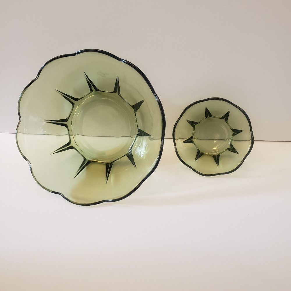 Green Glass Bowl Set